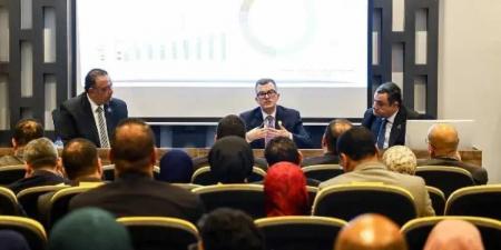 وزير
      التخطيط
      يلتقي
      تنسيقية
      شباب
      الأحزاب:
      تعزيز
      الحوار
      حول
      الاقتصاد
      واستعراض
      مستهدفات
      «رؤية
      مصر
      2030»