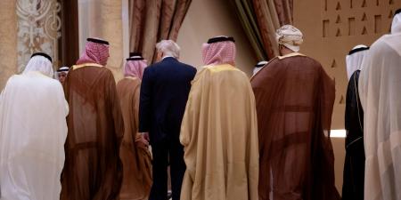 belbalady تحليل.. لماذا يثير اتفاق ترامب وإيران قلق حلفائه الخليجيين؟