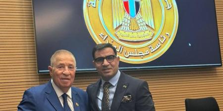 بالبلدي : طارق
الجيوشي
عضوًا
بمجلس
إدارة
اتحاد
جمعيات
المستثمرين