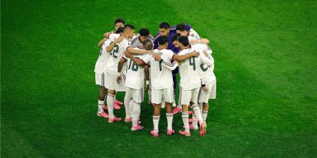 بالبلدي : فيديو
      |
      المكسيك
      تفوز
      بثلاثية
      على
      التشيك
      وتتصدر
      مجموعتها
      في
      كأس
      العالم