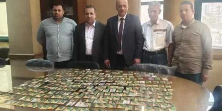 ضربة
      تموينية
      جديدة
      في
      الغربية..
      إحباط
      الاستيلاء
      على
      الدعم
      وضبط
      266
      بطاقة
      تموينية
      و2.1
      طن
      دقيق
      مدعم