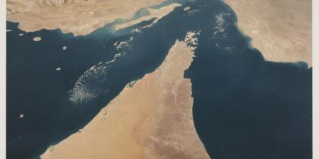 بالبلدي: مسؤول أمريكي: واشنطن تُكثّف غاراتها على أهداف إيرانية بمحيط مضيق هرمز