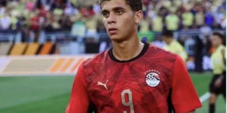 إبراهيم
      حسن
      يشيد
      بحمزة
      عبد
      الكريم
      ومصطفى
      زيكو:
      نمتلك
      جيلًا
      واعدًا
      يجب
      دعمه