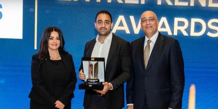 بالبلدي : تكريم
      أحمد
      وادي
      واختيار
      ماني
      فيللوز
      ضمن
      قائمة
      أفضل
      الشركات
      الناشئة
      في
      مصر