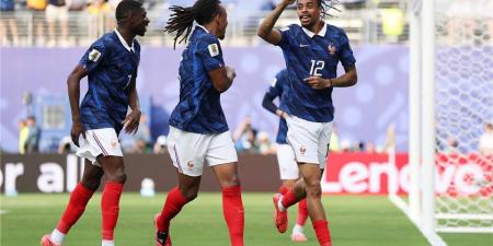 بالبلدي : فيديو
      |
      باركولا
      يسجل
      هدف
      فرنسا
      الثاني
      أمام
      السويد
      في
      كأس
      العالم