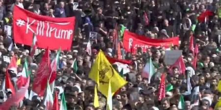 حشود
      ضخمة
      في
      طهران
      لتشييع
      خامنئي..
      ودعوات
      للانتقام
      خلال
      المراسم
