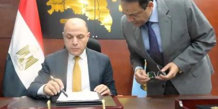 محافظ
      الغربية
      يعتمد
      تنسيق
      القبول
      بالصف
      الأول
      الثانوي
      العام
      والفني
      للعام
      الدراسي
      2026/2027