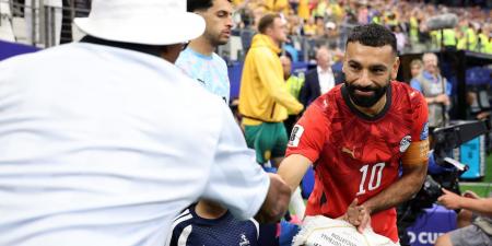 بالبلدي: تصرف "لافت" من فنان أمريكي تجاه محمد صلاح خلال مباراة مصر وأستراليا