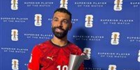 بالبلدي: محمد
      صلاح..
      قائد
      يصنع
      الفارق
      ويتوج
      بجائزة
      رجل
      مباراة
      مصر
      وأستراليا