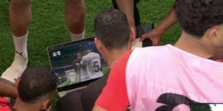 بالبلدي: طارق
      سليمان
      يكشف
      سر
      استخدام
      «اللاب
      توب»
      قبل
      ركلات
      الترجيح
      أمام
      أستراليا
      في
      كأس
      العالم