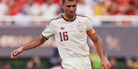 بالبلدي : رودري:
      أحترم
      كريستيانو
      كثيرَا..
      لكن
      البرتغال
      ليست
      هو
      فقط
