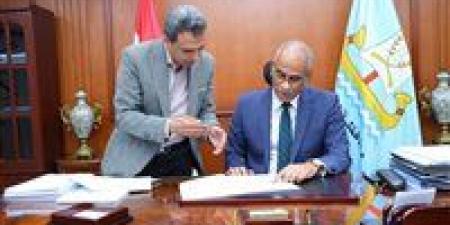 بالبلدي : 246
درجة..
ننشر
تنسيق
القبول
بالثانوي
العام
والبكالوريا
2027
محافظة
كفرالشيخ