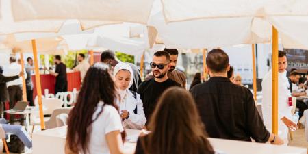 بالبلدي : «جدير
للتطوير
العقاري»
تنجح
في
تسكين
المرحلة
الأولى
من
مشروع
CHAPTERS
بالكامل
خلال
3
أيام..
وإقبال
كبير
يؤكد
ثقة
العملاء
في
المشروع