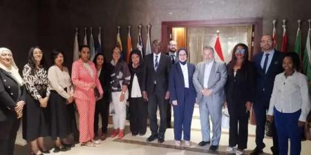 نائب
      وزير
      الخارجية
      تستقبل
      وفد
      البنك
      الأفريقي
      للتنمية