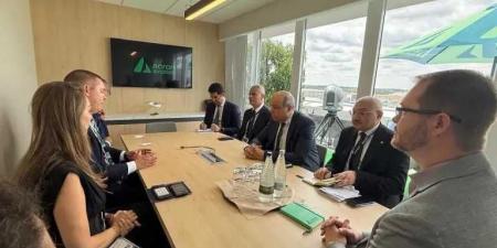وزير
      الطيران
      المدني
      يبحث
      مع
      «Acron
      Aviation»
      البريطانية
      توسيع
      التعاون
      في
      تقنيات
      التدريب
      والمحاكاة
      المتقدمة