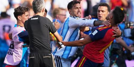 بالبلدي : مستشهدًا
      بـ
      محمد
      صلاح..
      الاتحاد
      الأرجنتيني
      يستعد
      للرد
      على
      اتهامات
      المجاملات
      التحكيمية
      في
      كأس
      العالم