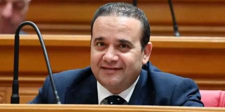 النائب
      ياسر
      عرفة:
      ”جامعة
      كيان”
      خطوة
      استراتيجية
      لبناء
      مستقبل
      يستند
      إلى
      العلوم
      المتقدمة
      والتكنولوجيا