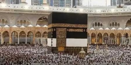 أسعار
      وبرامج
      العمرة
      2026..
      تعرف
      على
      تكلفة
      الرحلات
      وشروط
      الحجز