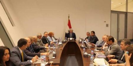 وزير
      السياحة
      والآثار
      يترأس
      اجتماع
      مجلس
      إدارة
      هيئة
      المتحف
      المصري
      الكبير