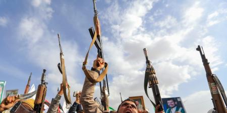 بالبلدي: "لا يحتمل حلا عسكريا".. إيران تعلق على التصعيد بين الحوثي والسعودية
