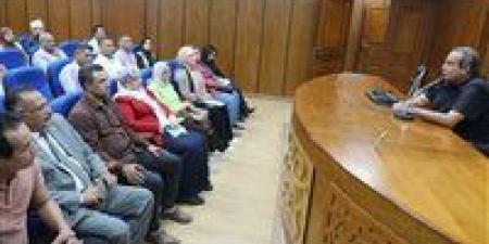 بالبلدي: محافظ
      المنيا:
      لجنة
      قرى
      المواطنة
      تتابع
      تنفيذ
      التداخلات
      الخدمية