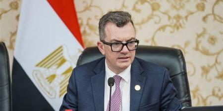 بالبلدي : وزير
      التخطيط:
      215.5
      مليار
      جنيه
      استثمارات
      عامة
      خضراء
      خلال
      2024/2025..
      والنقل
      يستحوذ
      على
      71.5%