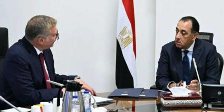 مدبولي:
      تأمين
      احتياجات
      الدولة
      من
      الطاقة
      أولوية
      قصوى
      لضمان
      استدامة
      إمدادات
      الوقود
      والغاز