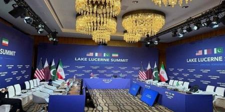 بالبلدي: ترامب
      يصف
      المفاوضات
      مع
      إيران
      بأنها
      الفرصة
      الأخيرة
      وطهران
      تنفي
      وجود
      أي
      مفاوضات
      تتم
      مع
      واشنطن