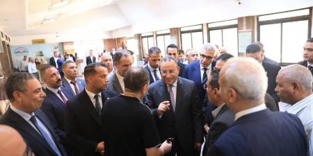 بالبلدي : وزير
      التعليم
      العالي
      يتفقد
      مكتب
      التنسيق
      الرئيسي
      بجامعة
      القاهرة