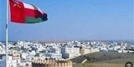 بالبلدي: سلطنة
عمان:
تضرر
نحو
12
كيلومترًا
من
الساحل
جراء
التلوث
النفطي
في
رأس
مدركة