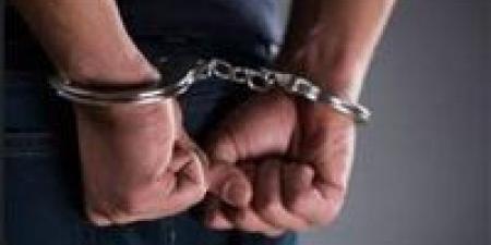 بالبلدي: أجهزة
      الأمن
      بقنا
      تنجح
      في
      كشف
      غموض
      مقتل
      شخص
      بطلقات
      نارية