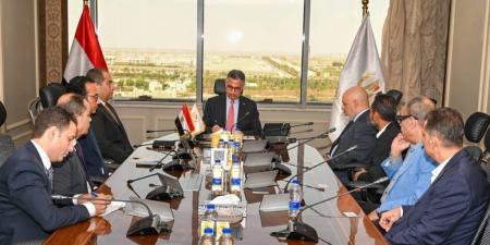 بالبلدي : شعبة
      الذهب:
      استمرار
      التنسيق
      مع
      التموين
      ومصلحة
      الدمغة
      لتذليل
      أي
      معوقات
      أمام
      القطاع