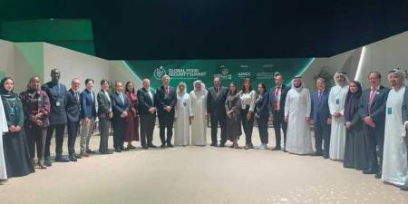 نائب
      وزير
      الزراعة
      يشارك
      في
      فعاليات
      قمة
      الأمن
      الغذائي
      العالمي
      بأبوظبي