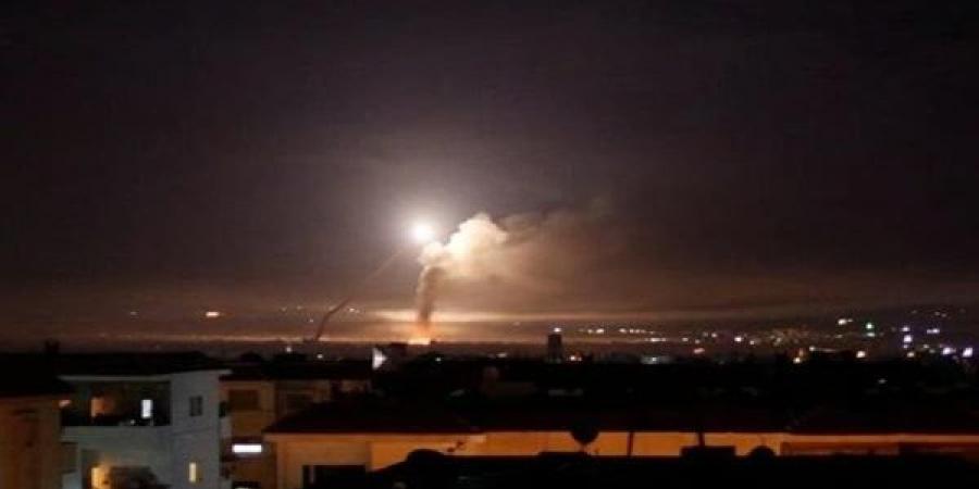 بالبلدي: سقوط عدد من العسكريين والمدنيين بغارة إسرائيلية على حلب السورية belbalady.net