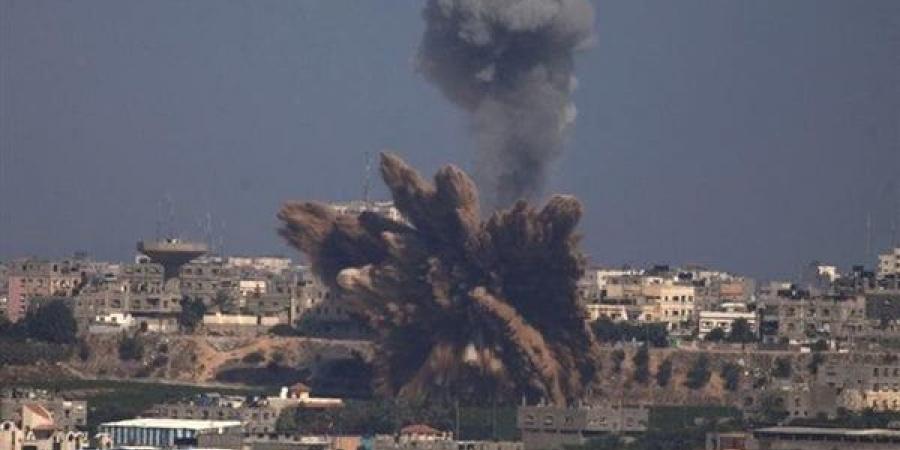بالبلدي: إعلام فلسطيني: 25 شهيدا في قصف إسرائيلي لمنزل بمنطقة السدرة بغزة belbalady.net