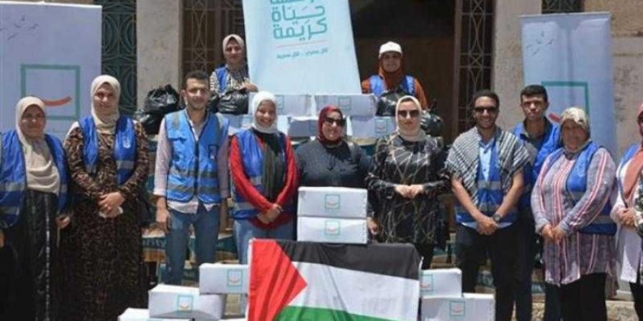 بالبلدي : حياة كريمة تعلن توزيع وجبات على الأسر الفلسطينية المتواجدة مصر