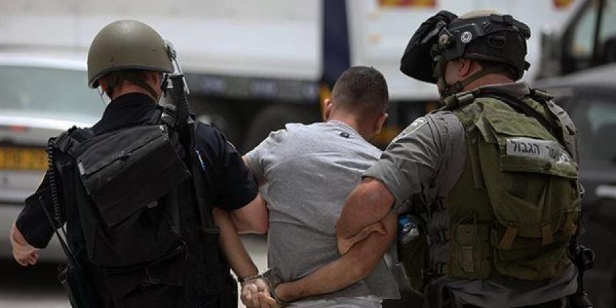 بالبلدي: الاحتلال الإسرائيلي يعتقل مواطنا من مدينة نابلس فجر اليوم