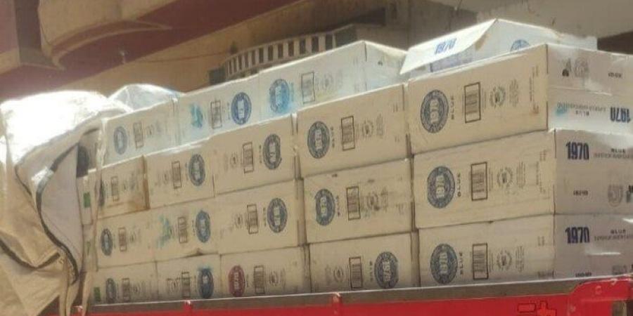 بالبلدي : ضبط
      9775
      خرطوشة
      سجائر
      قبل
      ترويجها
      بالسوق
      السوداء
      بأسيوط