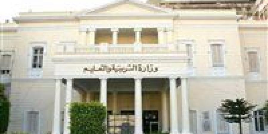 بالبلدي : اليوم..
      فتح
      باب
      التحويلات
      المدرسية
      بالقاهرة
      حتى
      15
      أغسطس