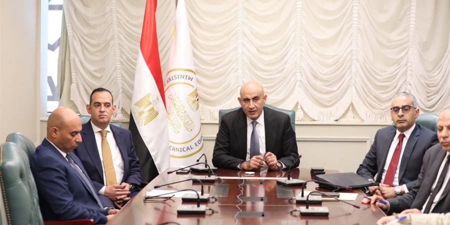 بالبلدي: ننشر
      تقرير
      غرفة
      عمليات
      متابعة
      امتحانات
      الثانوية
      العامة
      واختبارات
      طلاب
      stem