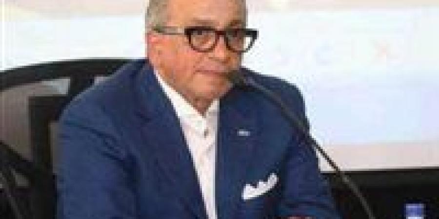 بالبلدي : عمرو
      الجنايني
      يعلن
      رحيله
      عن
      الزمالك