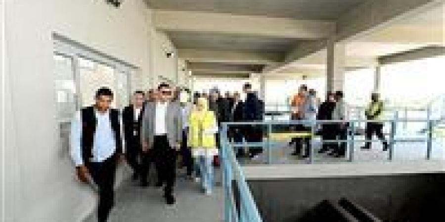 بالبلدي: محافظ
      بنى
      سويف
      ووزير
      الإسكان
      يتفقدان
      محطة
      مياه
      أشمنت