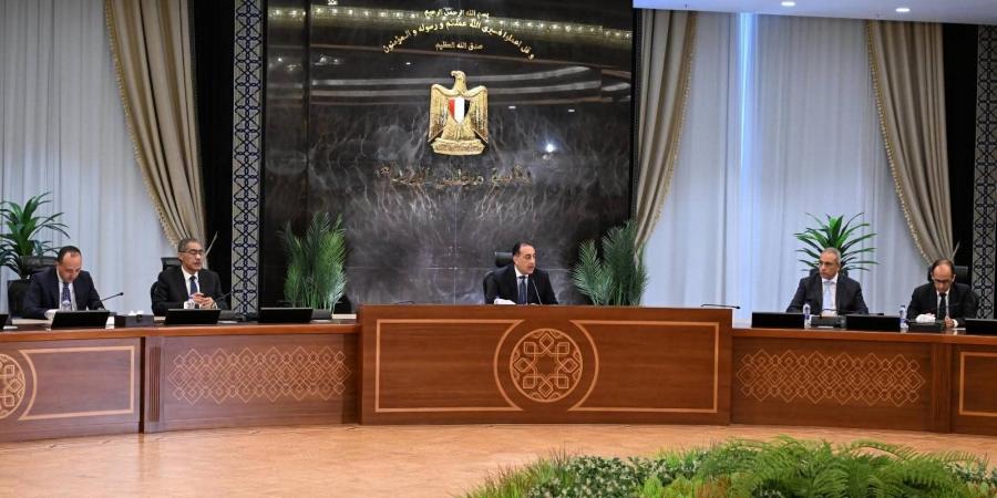 بالبلدي : عاجل..
      رئيس
      الوزراء:
      زيادة
      20%
      للتعليم
      و90
      مليار
      جنيه
      لبرنامج
      مساندة
      الإنتاج
      والصادرات