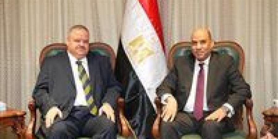 بالبلدي: وزير
      العمل
      يبحث
      مع
      هيئة
      “إتقان”
      تعزيز
      جودة
      واعتماد
      مراكز
      التدريب
      المهني