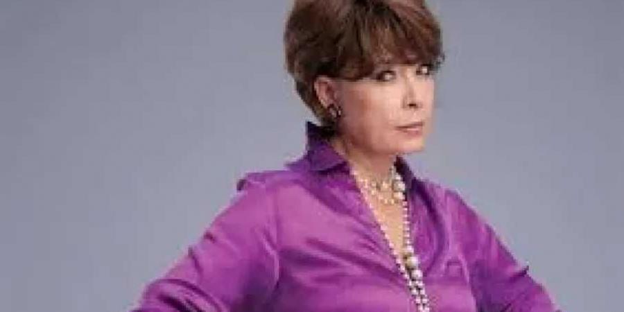 أنوشكا
      تكشف
      تفاصيل
      رحلتها
      من
      الغناء
      إلى
      التمثيل
      والتزامها
      بأخلاقيات
      العمل