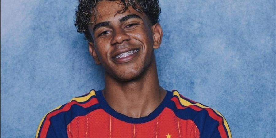 بالبلدي : دي
      لا
      فوينتي
      يكشف
      موقف
      لامين
      يامال
      من
      المشاركة
      أمام
      الرأس
      الأخضر
      في
      كأس
      العالم