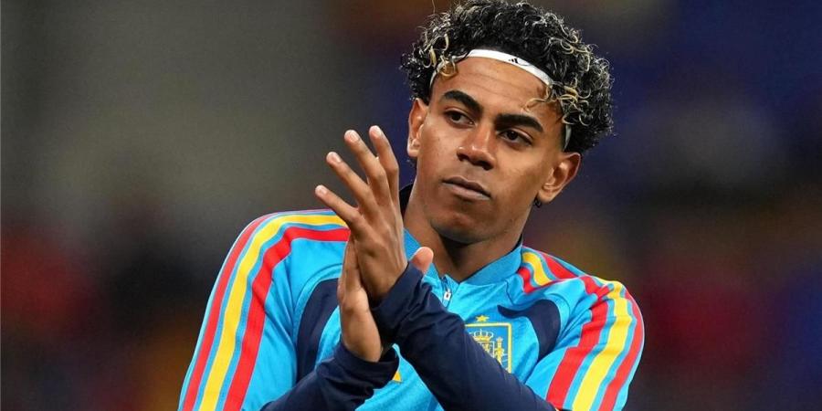 بالبلدي : لاعب
      الرأس
      الأخضر
      عن
      مواجهة
      إسبانيا:
      لسنا
      مرشحين
      للفوز..
      ولا
      نخشى
      لامين
      يامال