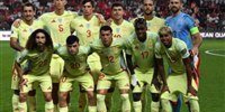 بالبلدي: غياب
      يامال..
      تعرف
      على
      تشكيل
      منتخب
      إسبانيا
      المتوقع
      لمباراة
      الرأس
      الأخضر