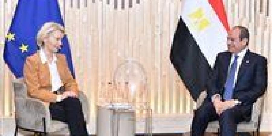 بالبلدي: السيسى
      يلتقى
      رئيسة
      المفوضية
      الأوروبية
      على
      هامش
      قمة
      مجموعة
      السبع