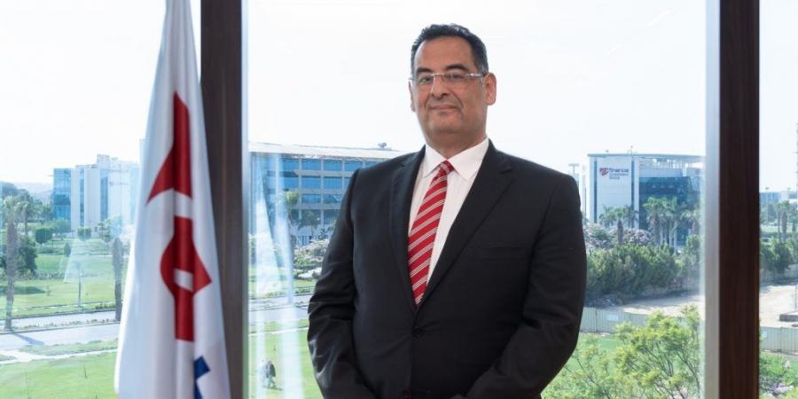 بالبلدي : «إي.تاكس»: خدمات
      «الضرائب
      العقارية»
      أسهل
      وأبسط
      بـ«الموبايل
      أبلكيشن» 